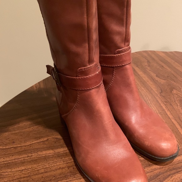 Bandolino Brown Boots - Picture 6 of 6